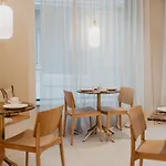 Petit Luxe Hotel
