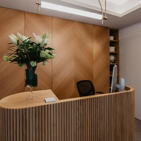Hotel Petit Luxe