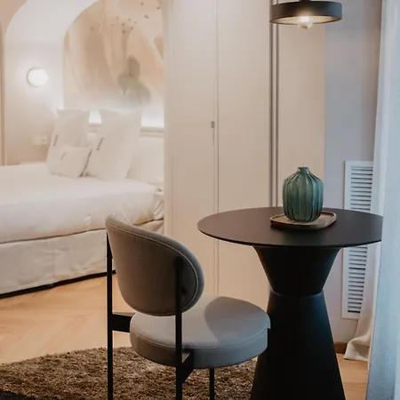 Petit Luxe 4*