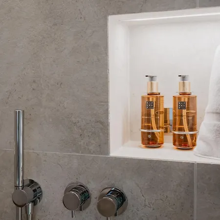 Petit Luxe Hotel Terrassa