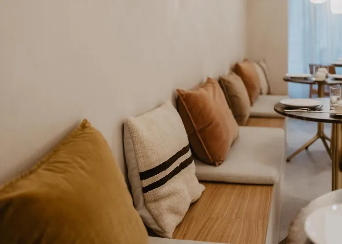 Petit Luxe 2*