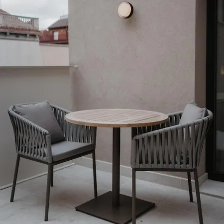 Hotel Petit Luxe 2*