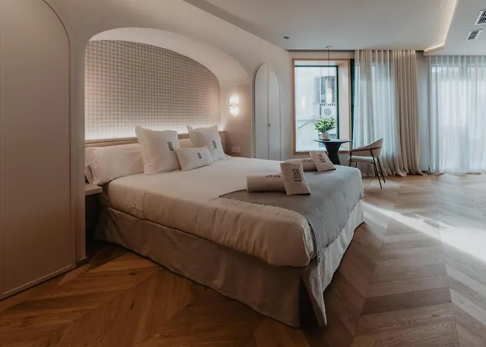 Petit Luxe Hotel 2*
