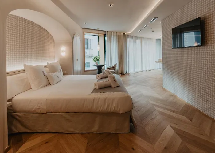 Hotel Petit Luxe